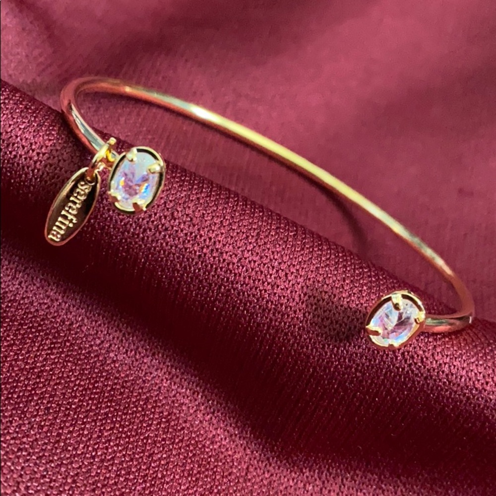 🫣Serefina Gold Bangle